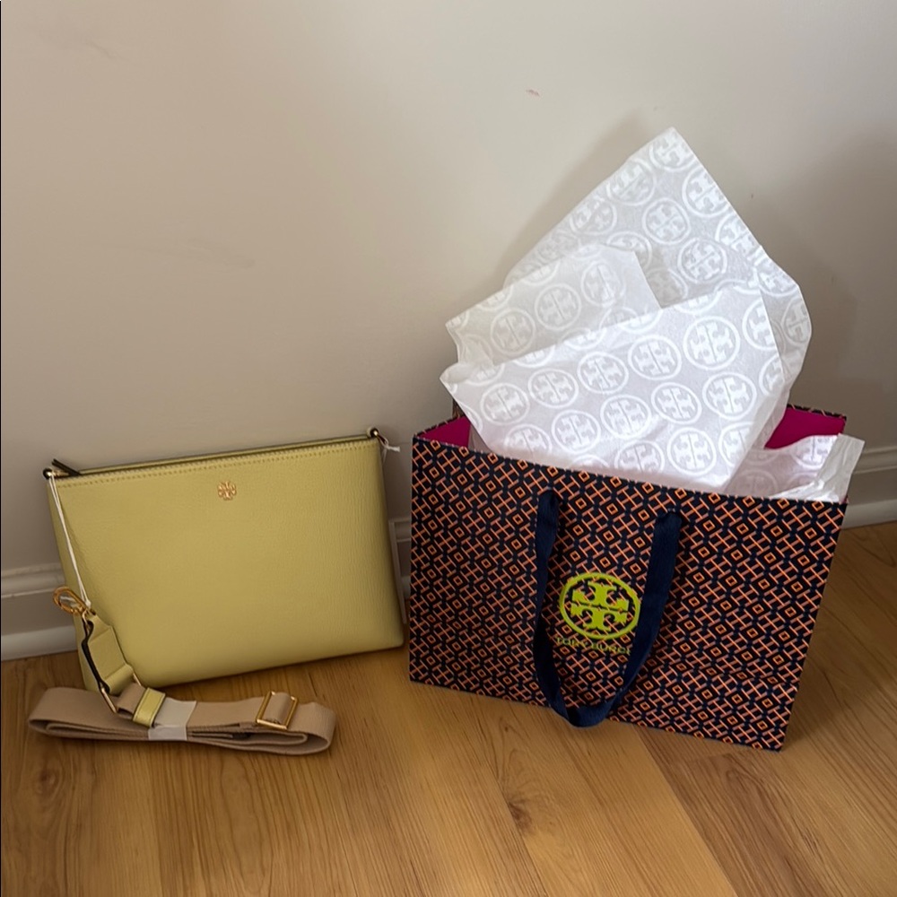 Tory Burch Blake Crossbody Pebble Leather